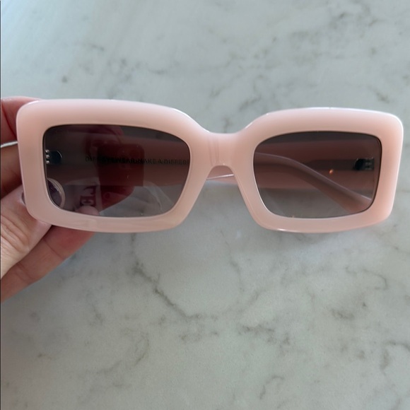 Diff Rectangular Sunglasses - Picture 1 of 4